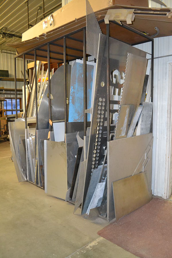 %_tempFileNamejim-greeley-machine-shop-auction099%